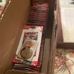 36x Pokemon TCG Destined Rivals Packs Booster Checklane Blister Sealed Eevee's - Image 1