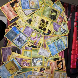 Bulk Lot Of 200+ Cards From Xy Evolution - Image 1