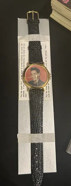 Lot Of 800+ Elvis Presley Trading Cards, Vintage 1992 W/ Watch & 7 Unopened Pls - Image 2