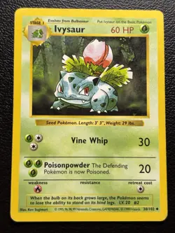 Ivysaur 30/102 Base Set (Shadowless) Uncommon Pokemon Card MP - Image 1