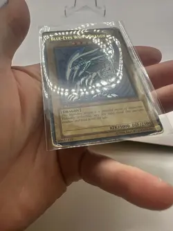 Yu-Gi-Oh! TCG Blue-Eyes White Dragon Kaiba SDK-001 1st Edition Ultra Rare - Image 3