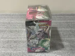 Pokemon TCG - Sword & Shield Fusion Strike Booster Box - Image 2