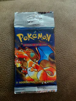 Wizards of the Coast Pokemon Base Set Booster Pack 742818061582 - Image 1