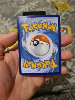 Pokemon TCG Machoke Generations 41/83 Reverse Holo LP. - Image 2