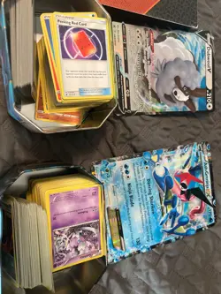 pokemon cards, Charizard, Pikachu, vintage, original, good to poor condition - Image 4