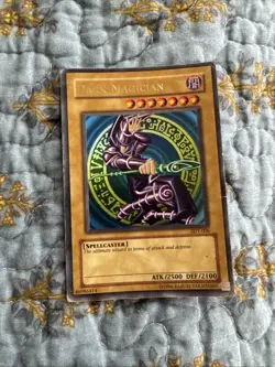 Dark Magician Kazuki Takahashi SDY-006 -1996 Ultra Rare - Image 1
