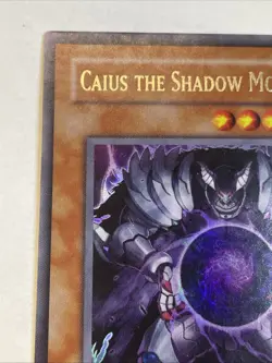 Caius the Shadow Monarch SDDE-EN001 Ultra Rare 1st Ed Yugioh - Image 2