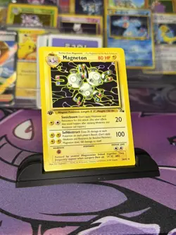 Pokemon TCG - Magneton 26/62 - Rare - 1st Edition Fossil - Non Holo - Image 1