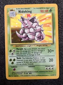 Nidoking 11/102 Base Set Unlimited Holo Rare Pokemon Card NM/LP - Image 1