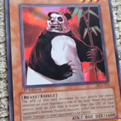 Konami Gyaku-Gire Panda Dark Crisis 1st Edition DCR-021 Effect Beast Card - Image 1
