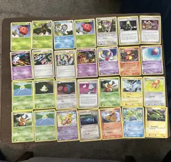 Pokemon TCG Base Set (150 Cards - Card Tin Included) - Image 1