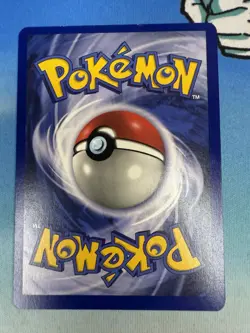 Pidgeotto 22/102 Base Unlimited Non Holo Rare Vintage WOTC Pokemon Card - Image 2