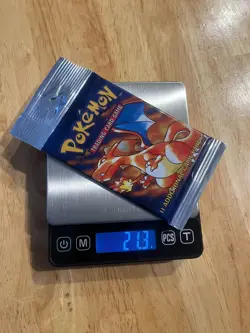 Wizards of the Coast Pokemon Base Set Booster Pack (21.3g Heavy) - Image 1