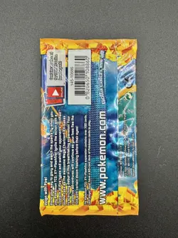 Pokemon XY Flashfire Charizard cover art Booster pack - Image 2