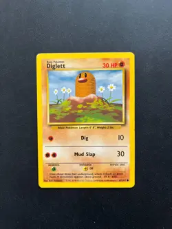 Diglett 47/102 - Base Set (MP) - Fight Fighting Symbol Misprint Error - Image 1