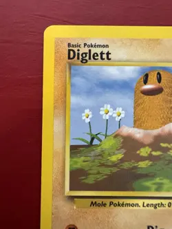Diglett 47/102 Fighting Symbol Error Base Unlimited Pokemon Card NM - Image 2