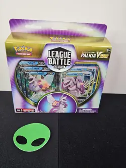 Pokemon TCG: Origin Forme Palkia VSTAR League Battle Deck Box - Image 3