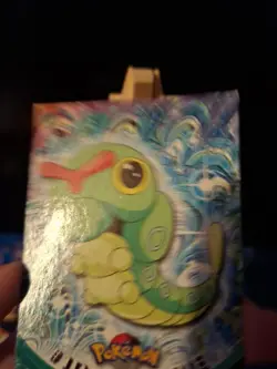 1999 Topps Series 1 Pokemon Caterpie #10 - Image 3