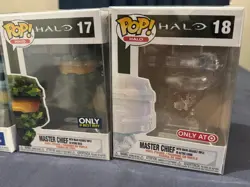 Funko Pop! Halo - Master Chief Best Buy and Target Exclusive and Pokemon Bundle - Image 4