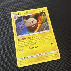 Pokemon Cards Electrode 39/181 Team Up Sun & Moon Holo Rare NM - Image 3