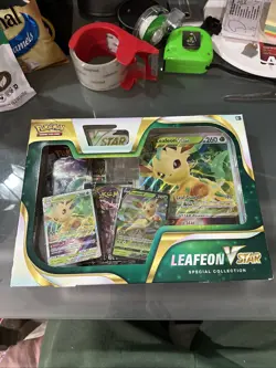 Pokemon Leafeon v Star Special Collection Box Factory Sealed - Image 1