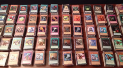 1000 YUGIOH CARDS PREMIUM COLLECTION ULTIMATE LOT W/ 50 HOLO FOILS & RARES! - Image 1