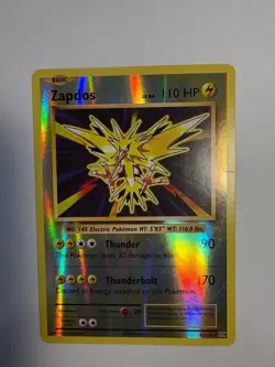 Pokemon TCG Zapdos XY Evolutions #42/108 Rare Reverse HOLO, small crease - Image 1