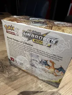 Pokemon TCG Sun & Moon Unbroken Bonds Booster Box (New / Factory Sealed) - Image 4