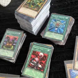 Yu-Gi-Oh! TCG Card Lot - Vintage Starter Deck Cards - Vintage & Modern LOB - Etc - Image 4
