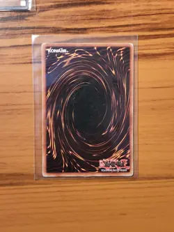 Vintage Yugioh Collection All Holo, SDK Blue Eyes White Dragon, Dark Magician. - Image 3