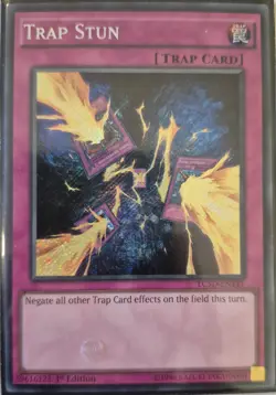 YuGiOh Trap Stun Secret Rare 1st Edition LC5D-EN141 - Image 1