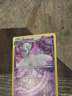 Gardevoir RC10/RC25 Legendary Treasures: Radiant Collection Holo MP Pokemon Card - Image 3