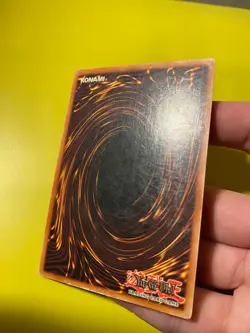 YUGIOH! Dark Magician LOB-005 Ultra Rare Unlimited LP ORIGINAL 2002 PRINT - Image 4