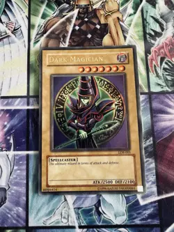 Dark Magician - LOB-005 - Ultra Rare - Unlimited Edition - LP - Image 1