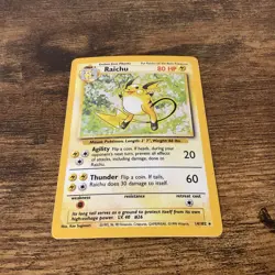 Pokemon - Raichu 014/102 Base Set Holo - Image 3