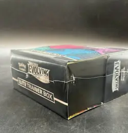 Pokemon TCG SWSH Evolving Skies Elite Trainer Box ETB Sealed - Image 4