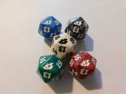 Magic the Gathering Ikoria: Lair of Behemoths set of 5 Spindown D20 dice - Image 1