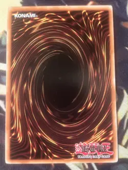 Yugioh: Winged Kuriboh LV9 - LCGX-EN043 - Secret Rare - 1st Edition - NM - Image 2