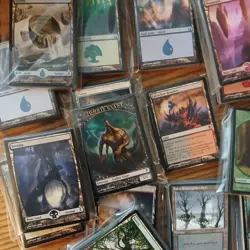 MTG Basic Land Lot With Some Full Art Lands, Non-Basic Land & Tokens 800+ Cards - Image 2