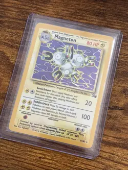 Pokemon TCG Magneton Fossil Holo Card 11/62 Unlimited Rare, Lightly Played - Image 4