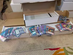 YU-GI-OH RARE FOIL 1st Edition + Others 2500+ Cards Vintage HOLOS HUGE LOT - Image 1