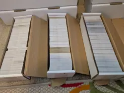 YU-GI-OH RARE FOIL 1st Edition + Others 2500+ Cards Vintage HOLOS HUGE LOT - Image 2