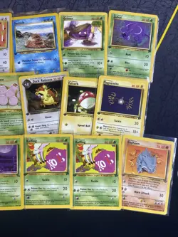 Pokemon 19 Card Lot 1st Edition WOTC VINTAGE JG/FOSSIL/ROCKET/NEO LP - Image 4