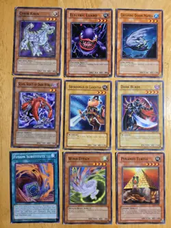 Vintage 1996 YuGiOh Cards Holo Common Mixed Lot of 108 Fair Condition - Image 4
