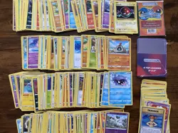 Pokemon Lot 332 Pokemon Cards With 4 Top Loaders & 20 Sleeves + BATTLE DECK - Image 1