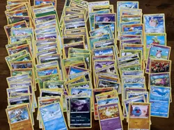 Pokemon Lot 332 Pokemon Cards With 4 Top Loaders & 20 Sleeves + BATTLE DECK - Image 2