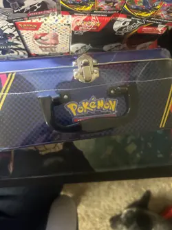 2025 POKEMON TCG COLLECTOR TREASURE CHEST LUNCH BOX TIN NEW/SEALED - Image 3