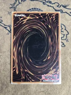 Yugioh Sergeant Electro PHSW-EN090 1st Edition Ultimate Rare LP - Image 2