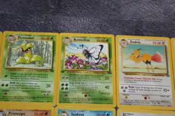 Lot of 31 Vintage Pokemon Cards Jungle Starter Set from 1999, All Different - Image 3