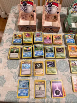 2300+ Pokemon Card Bundle! Job lot all near mint Base, Fossil, Jungle +more! - Image 3